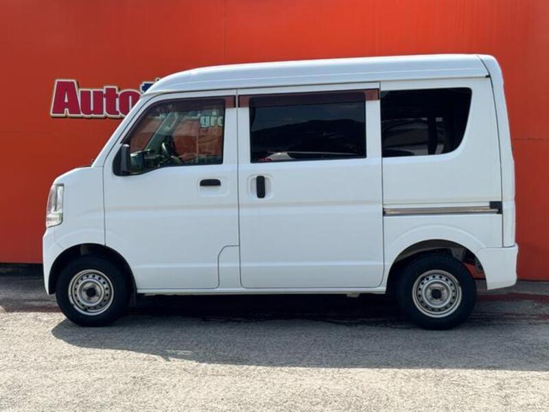 MINICAB VAN