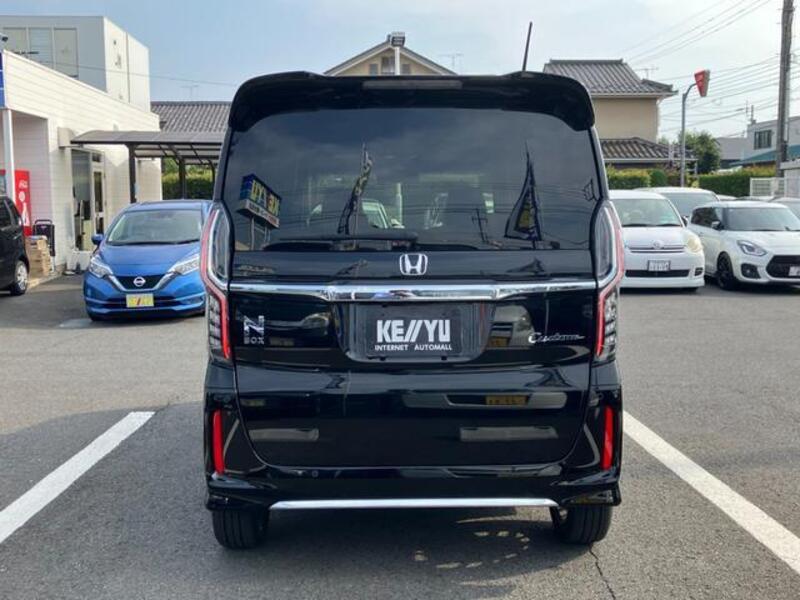 N BOX CUSTOM