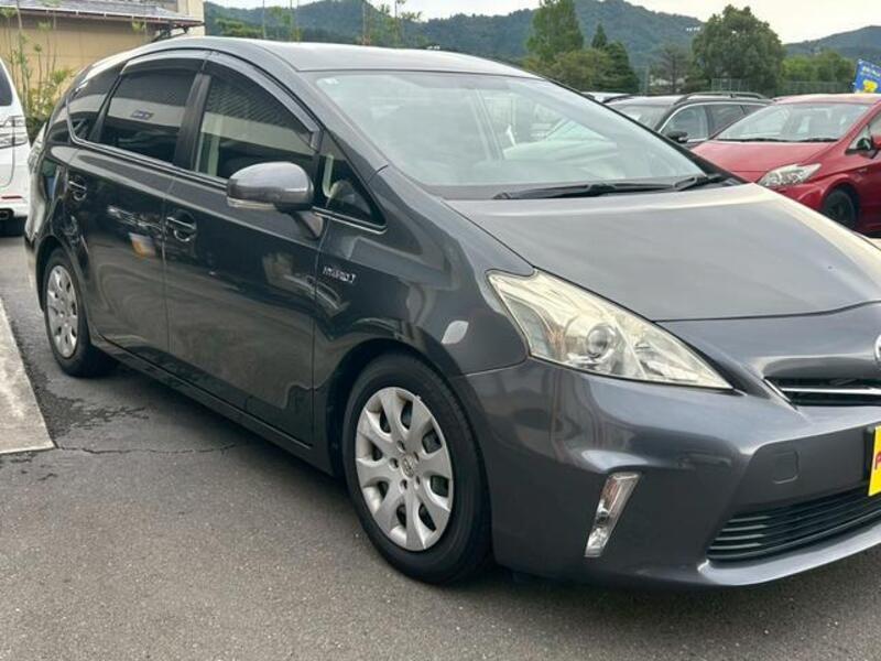 PRIUS ALPHA