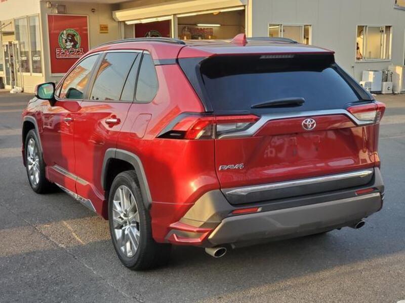 RAV4
