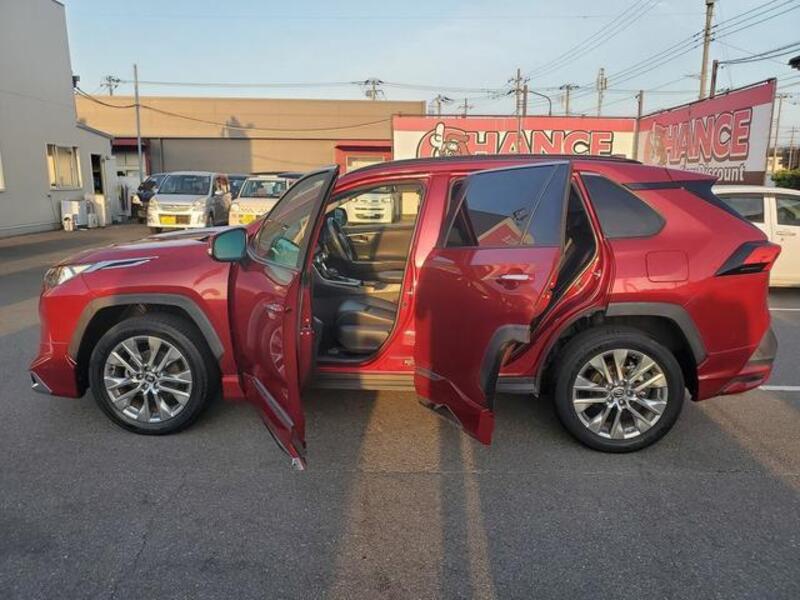 RAV4