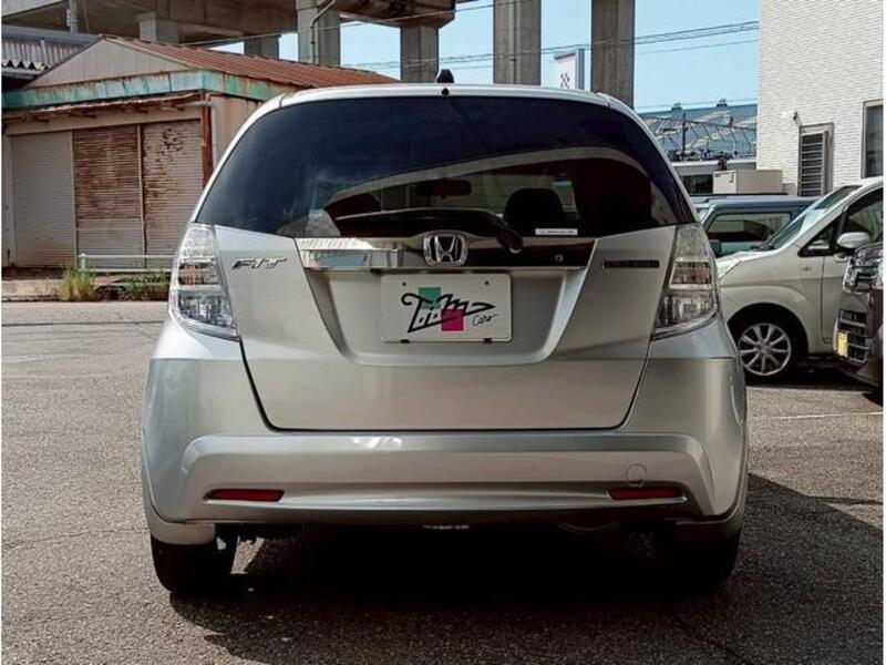 FIT HYBRID