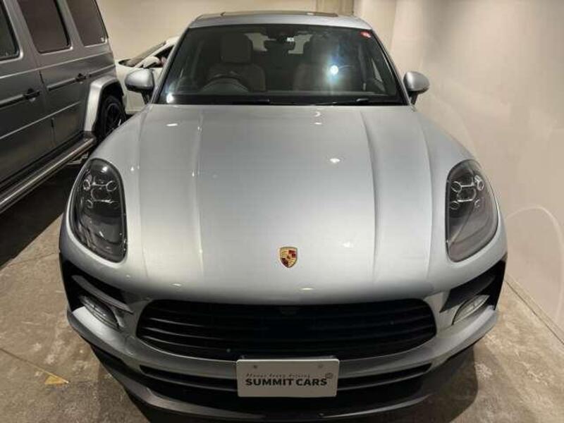 MACAN