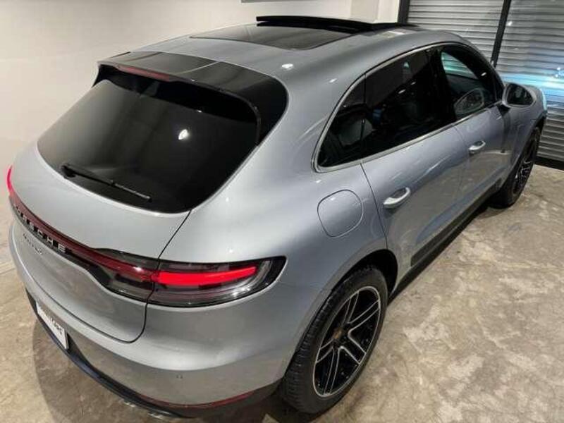 MACAN