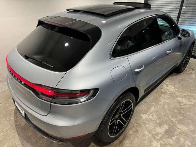 MACAN
