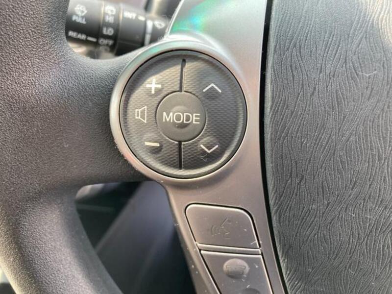 PRIUS ALPHA
