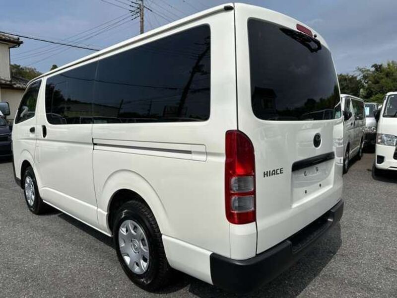 HIACE VAN