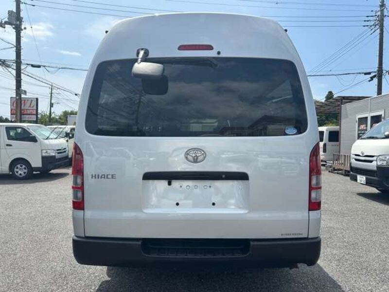 HIACE VAN