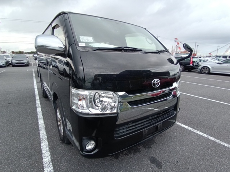 HIACE VAN