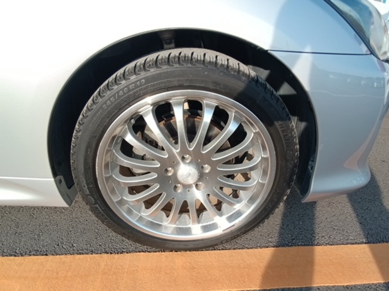 CROWN