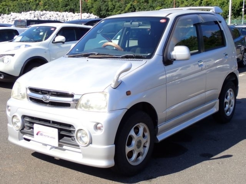 DAIHATSU TERIOS KID