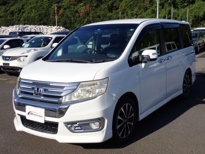 HONDA STEPWAGON SPADA