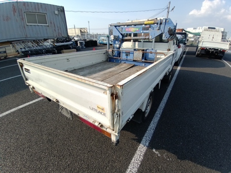 TOWNACE TRUCK