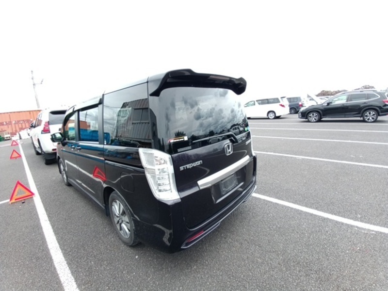 STEPWAGON SPADA
