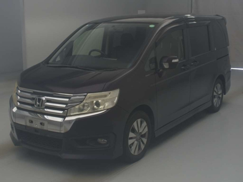HONDA STEPWAGON SPADA