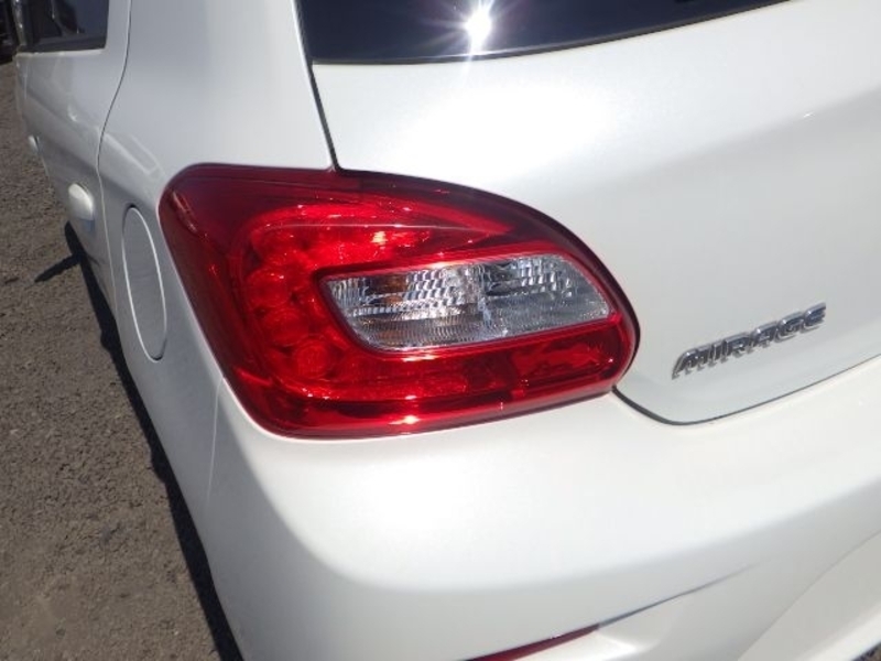 MITSUBISHI MIRAGE