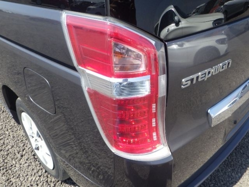 Step WGN