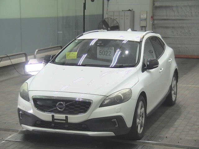 V40