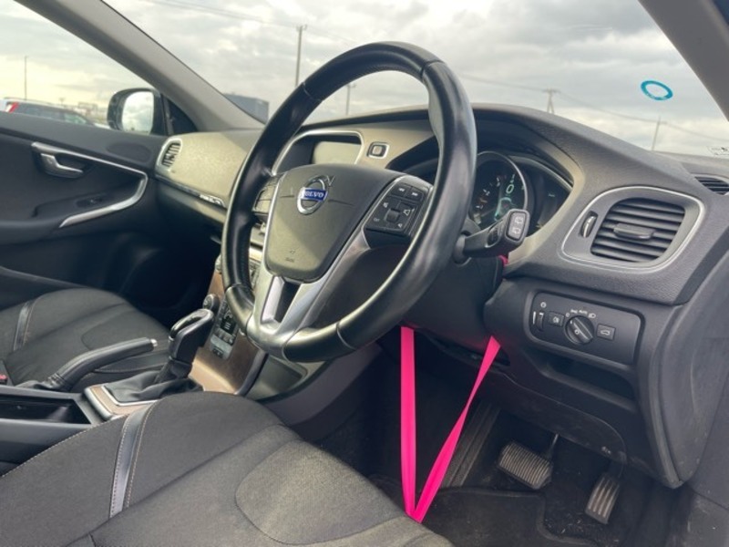 V40