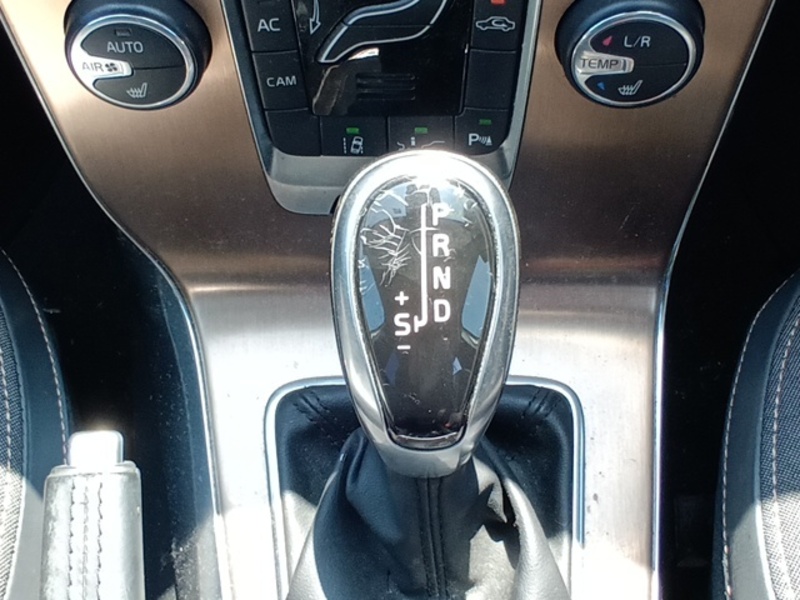 V40