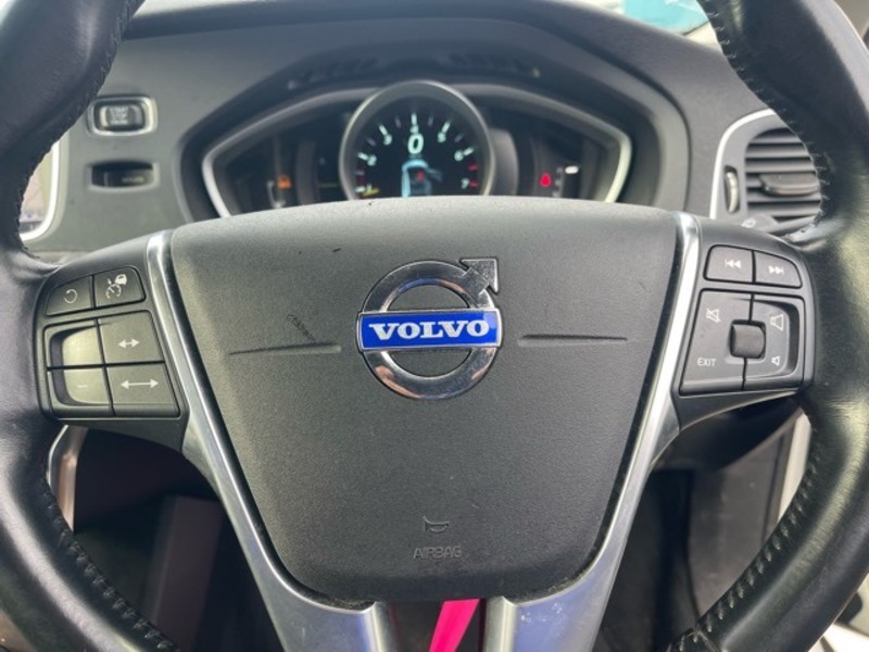 V40