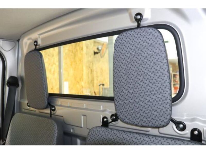 MINICAB TRUCK
