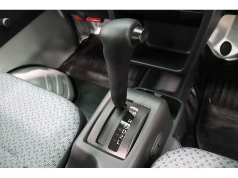 MINICAB TRUCK