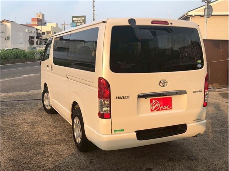 HIACE VAN