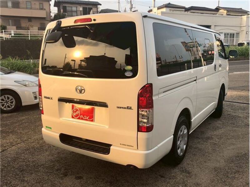 HIACE VAN