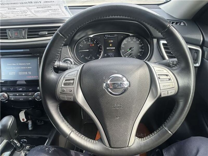 X-TRAIL