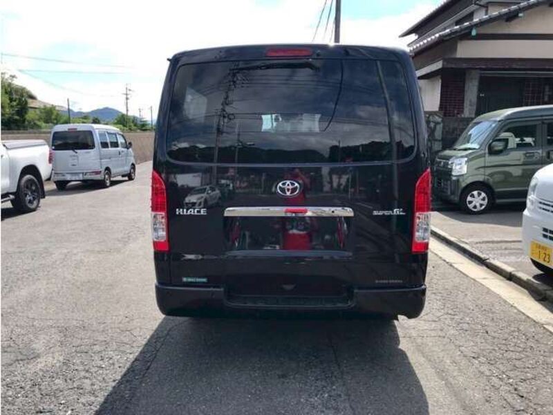 HIACE VAN