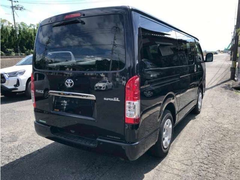 HIACE VAN