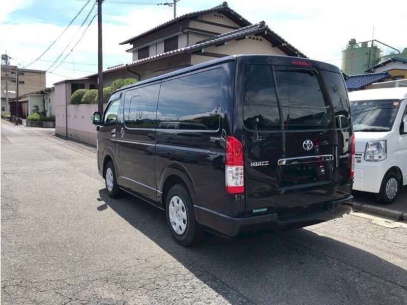 HIACE VAN