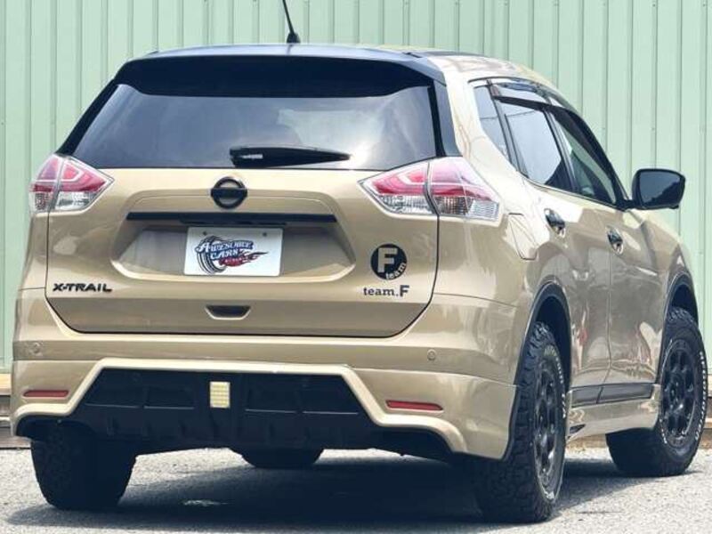X-TRAIL