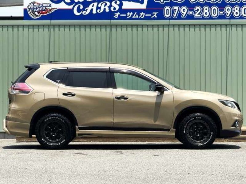 X-TRAIL