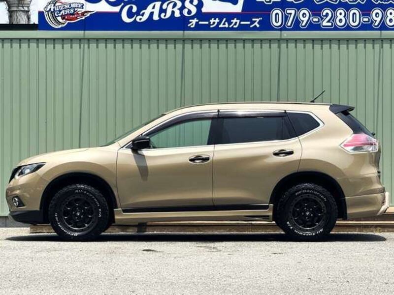 X-TRAIL