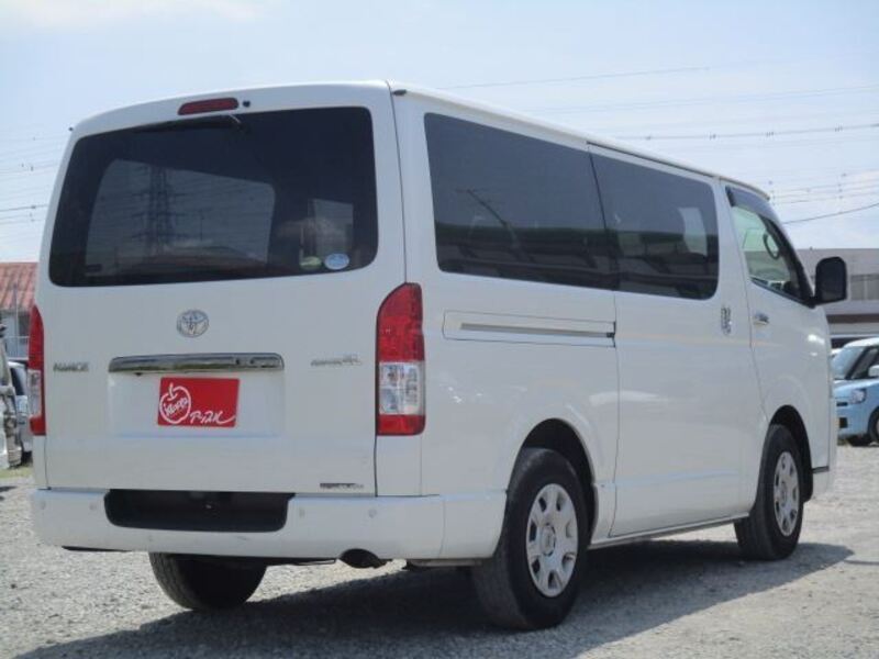 HIACE