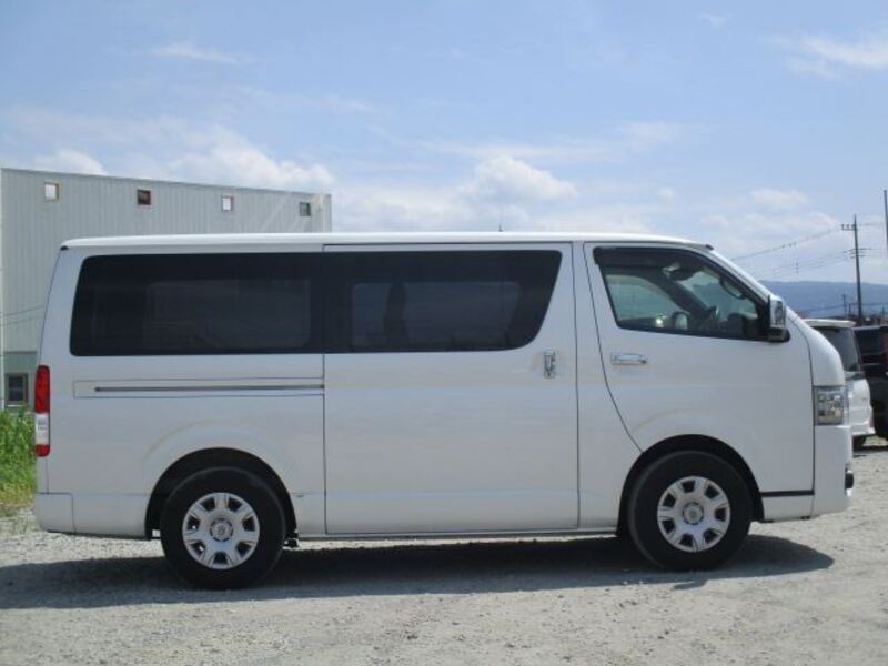 HIACE