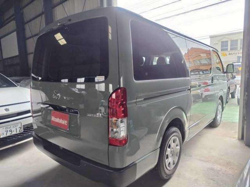 HIACE VAN