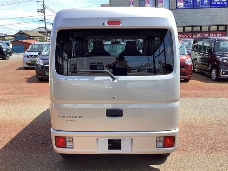MINICAB VAN