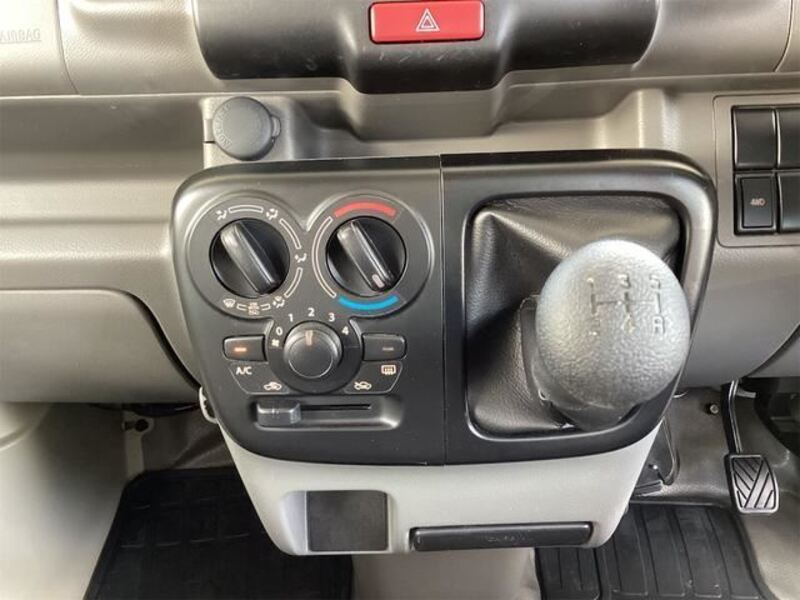 MINICAB VAN