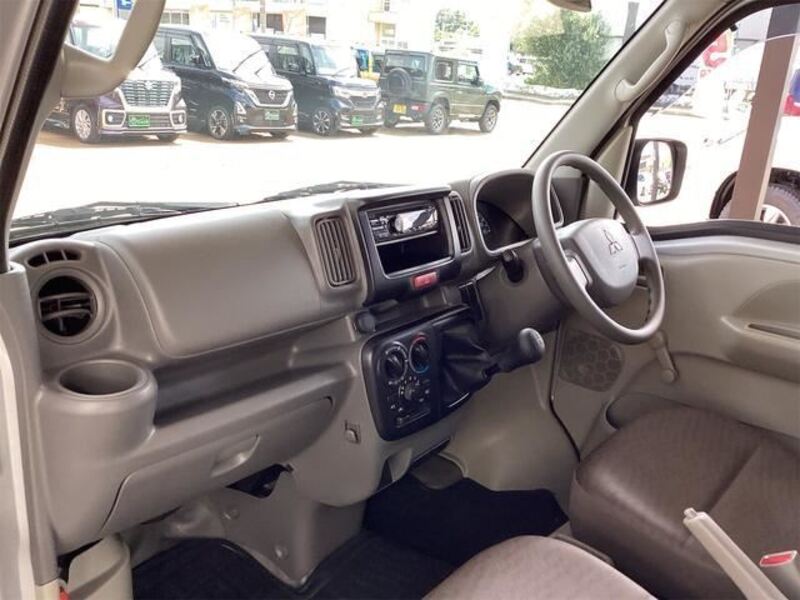 MINICAB VAN