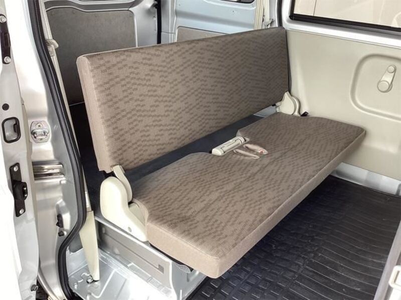 MINICAB VAN