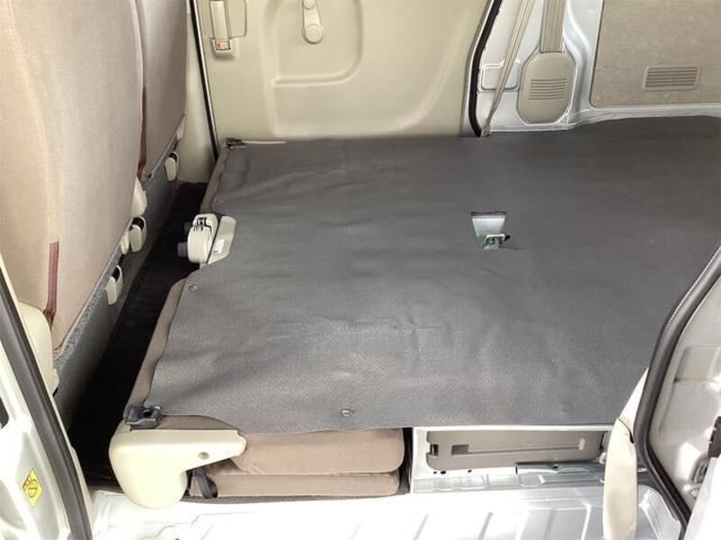 MINICAB VAN