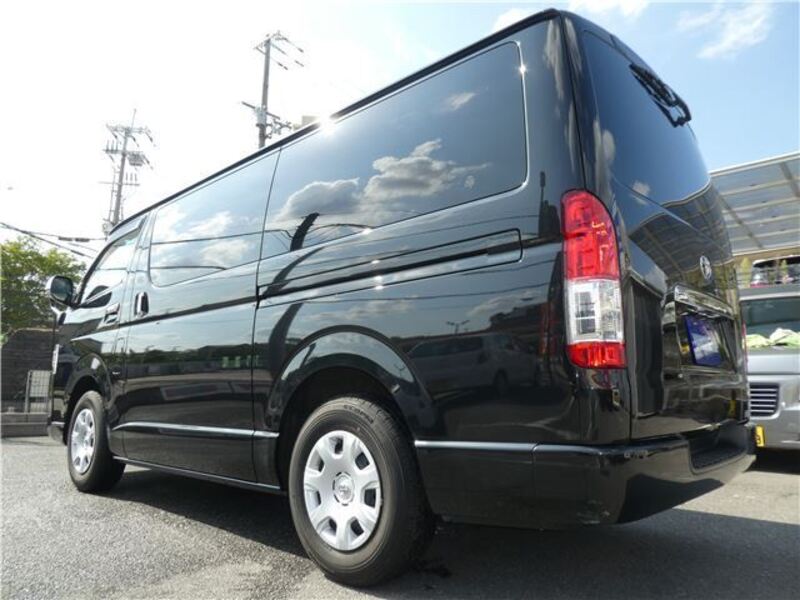 HIACE VAN