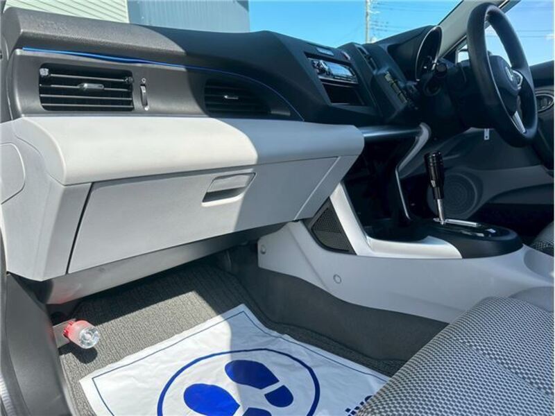 CR-Z