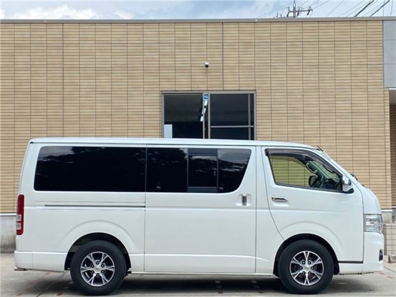 HIACE