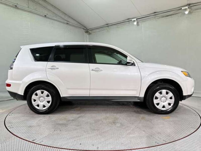 OUTLANDER