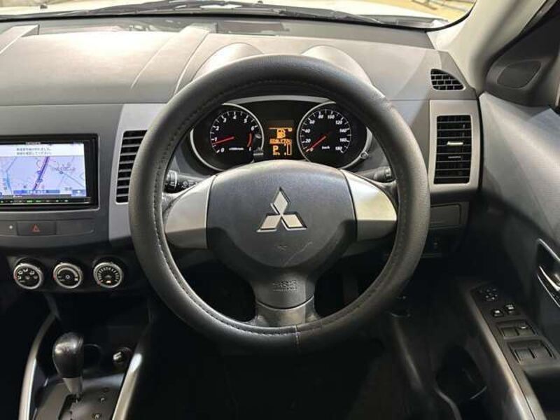 OUTLANDER