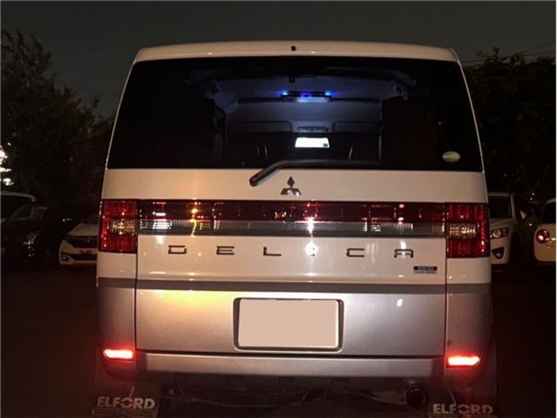 DELICA D5